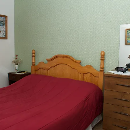 Cozy Nest Bed & Breakfast-3